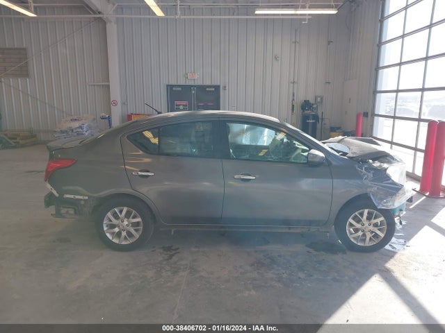 Nissan Versa 1.6 Sv 2018 3N1CN7AP1JL885657 Image 14