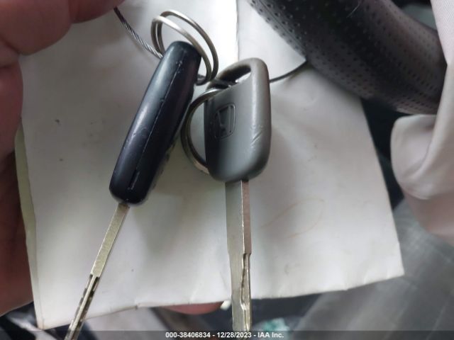 5FNYF4H24FB016033 Honda PILOT LX