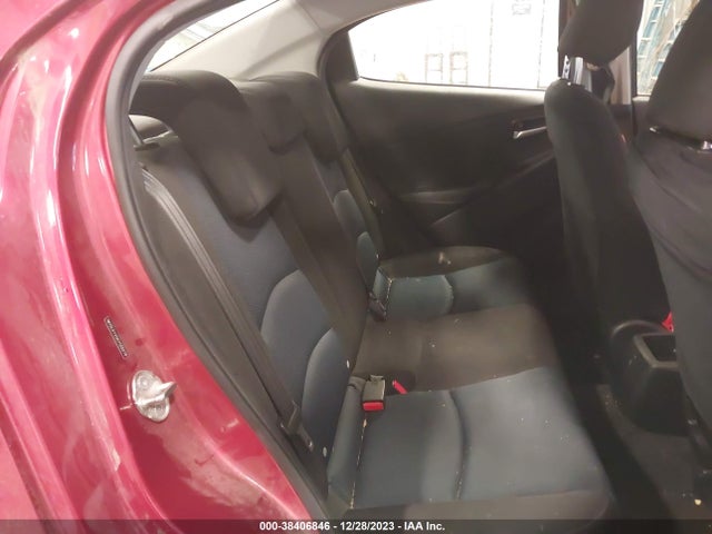 Toyota YARIS LE 2019 3MYDLBYV5KY508978 Image 8