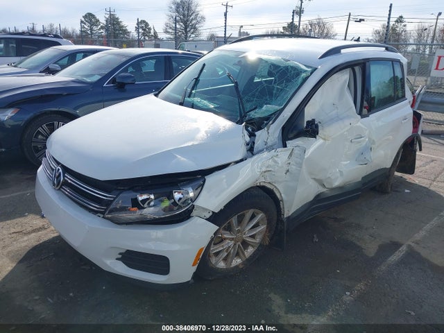 WVGBV7AX2HK054846 Volkswagen TIGUAN