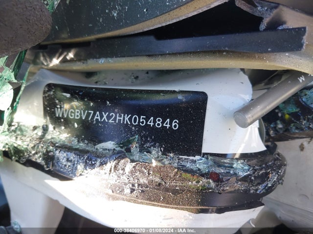 WVGBV7AX2HK054846 Volkswagen TIGUAN