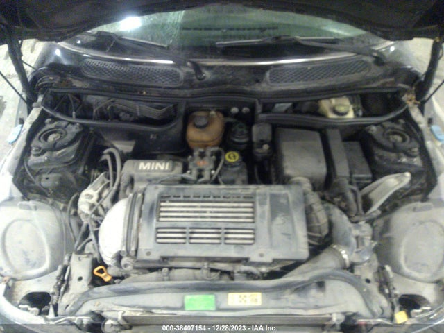 2004 MINI COOPER S WMWRE33424TD85767 Photo 9