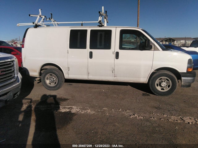 Chevrolet Express 2500 Work Van 2019 1GCWGAFP9K1170872 Image 13