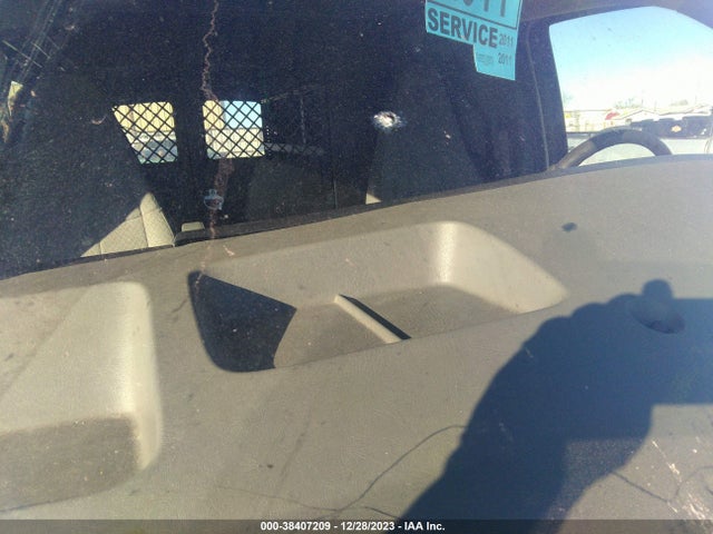 Chevrolet Express 2500 Work Van 2019 1GCWGAFP9K1170872 Image 6