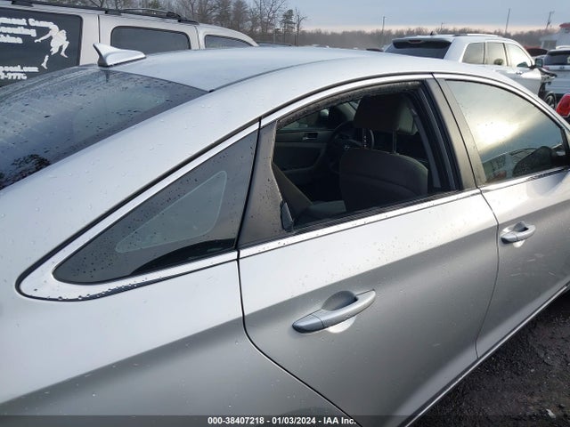 2016 HYUNDAI SONATA SE VIN: 5NPE24AF0GH300693
