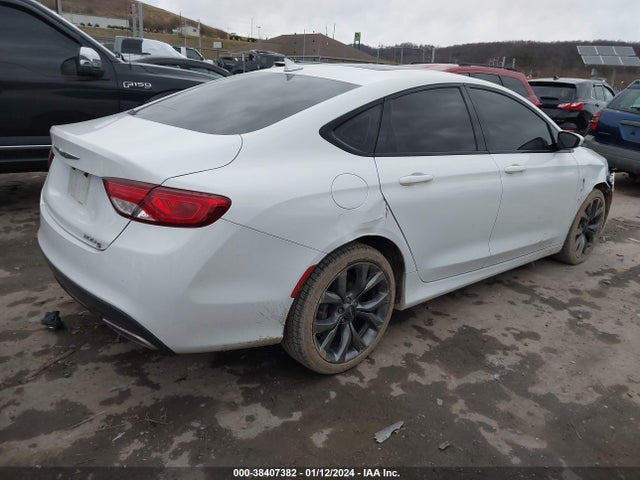 Chrysler 200 S 2016 1C3CCCDGXGN142788 Image 4