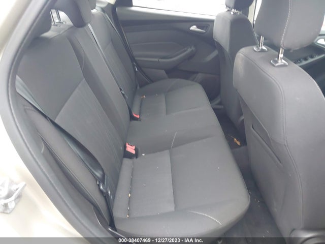 Ford FOCUS SE 2018 1FADP3F20JL327351 Image 8