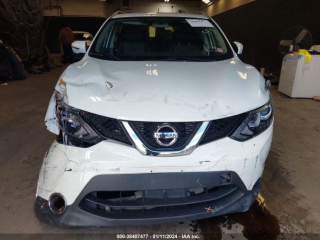 JN1BJ1CR7HW100842 Nissan Rogue Sport Sv