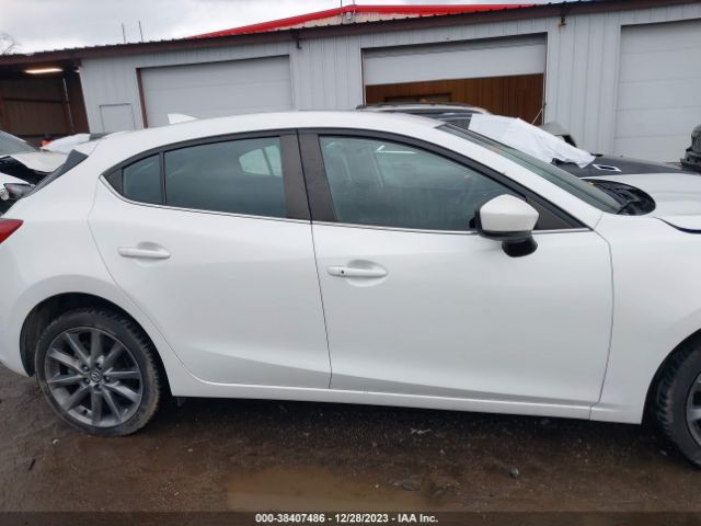 3MZBN1L36JM192865 Mazda Mazda3 Touring