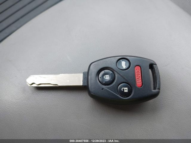 5FNYF4H36FB022215 Honda PILOT SE