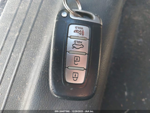 2011 HYUNDAI SONATA SE 2.0T VIN: 5NPEC4AB8BH177812