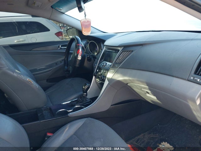 2011 HYUNDAI SONATA SE 2.0T VIN: 5NPEC4AB8BH177812