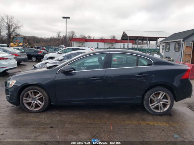 YV126MFK0F1346571 Volvo S60 T5 Premier