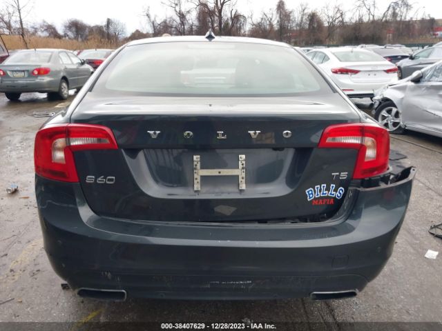 YV126MFK0F1346571 Volvo S60 T5 Premier