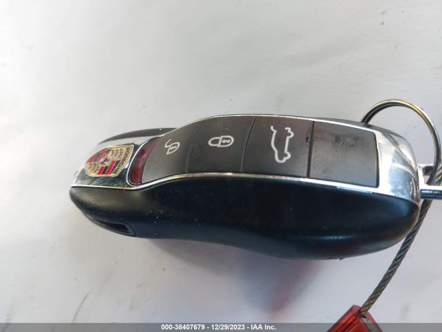 2017 PORSCHE MACAN WP1AA2A51HLB05937 Photo 10