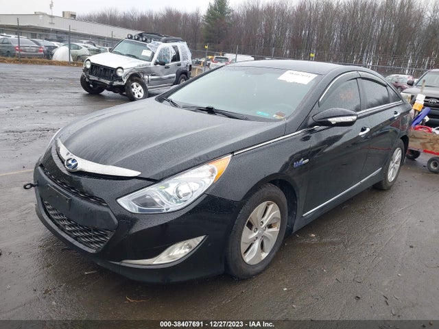 2015 HYUNDAI SONATA HYBRID VIN: KMHEC4A41FA131944