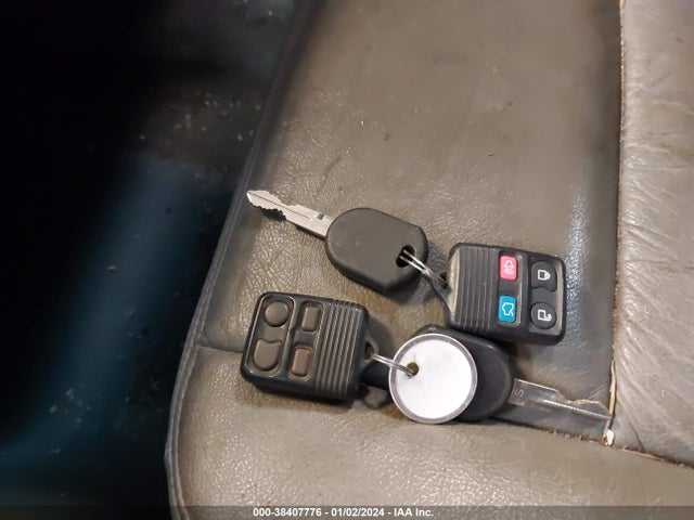 2007 FORD FIVE HUNDRED SEL VIN: 1FAFP24107G107352