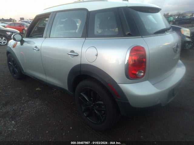 2012 MINI COOPER COUNTRYMAN WMWZB3C58CWM06214 Photo 2