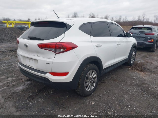 Hyundai TUCSON SE 2018 KM8J2CA46JU807372 Image 4