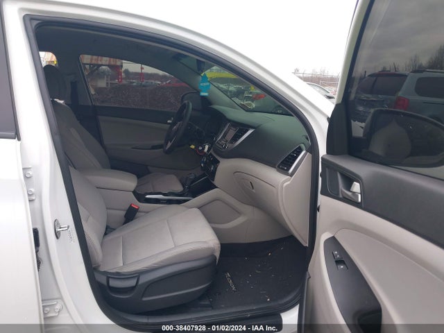 Hyundai TUCSON SE 2018 KM8J2CA46JU807372 Image 5