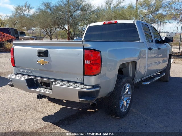 Chevrolet Silverado 1500 Custom 2018 1GCRCPEC0JZ330132 Image 4