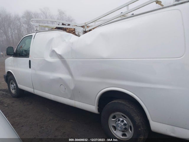 Chevrolet Express 2500 Work Van 2017 1GCWGBFF5H1347603 Image 14