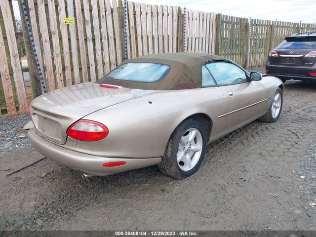 1999 JAGUAR XK8 SAJGX204XXC037236 Photo 3