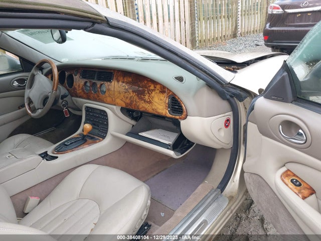 1999 JAGUAR XK8 SAJGX204XXC037236 Photo 4