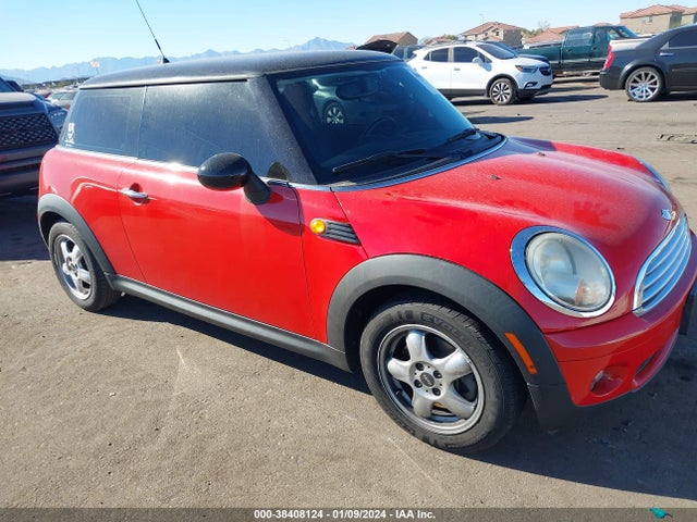 2007 MINI COOPER WMWMF33527TT56626 Photo 0
