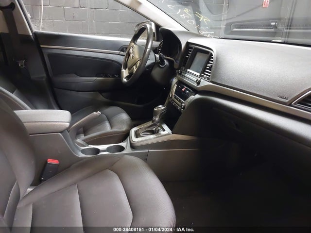 2018 HYUNDAI ELANTRA VALUE EDITION VIN: 5NPD84LF2JH272135