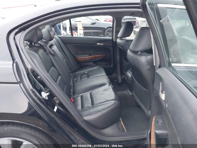 2011 HONDA ACCORD 2.4 EX-L VIN: 1HGCP2F84BA035074