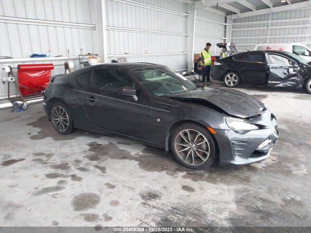 2018 TOYOTA 86 VIN: JF1ZNAA11J8701550