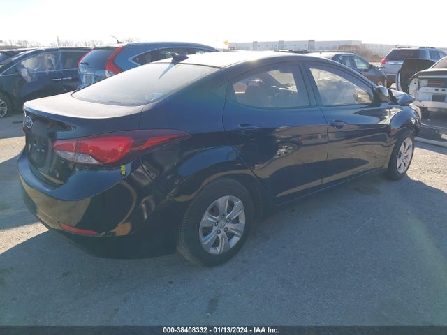 Hyundai ELANTRA SE 2016 KMHDH4AE9GU545429 Image 4