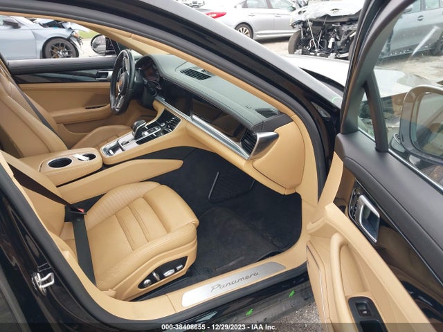2018 PORSCHE PANAMERA WP0AA2A79JL100915 Photo 4