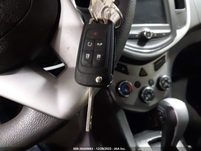 Chevrolet Sonic Lt Auto 2017 1G1JD5SG2H4125157 Image 11