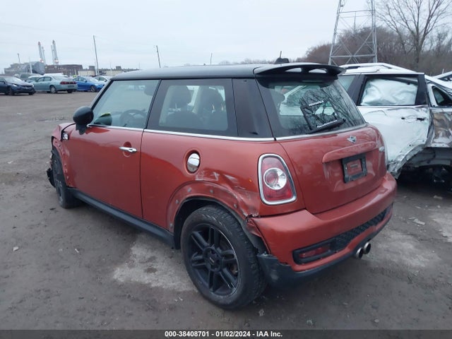 2013 MINI HARDTOP WMWSV3C5XDT391677 Photo 2
