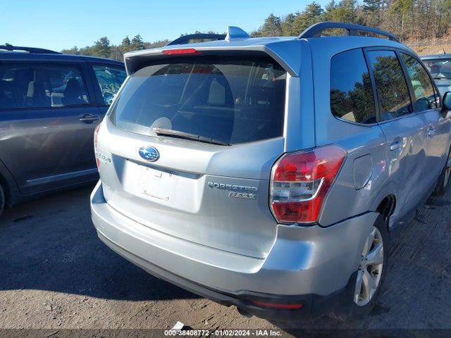 Subaru Forester 2.5i Limited 2016 JF2SJARC5GH521303 Image 16