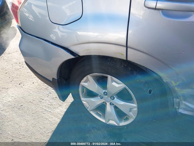 Subaru Forester 2.5i Limited 2016 JF2SJARC5GH521303 Image 6