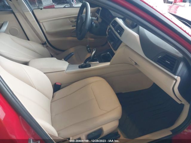 WBA3B1C57FK138200 BMW 320i