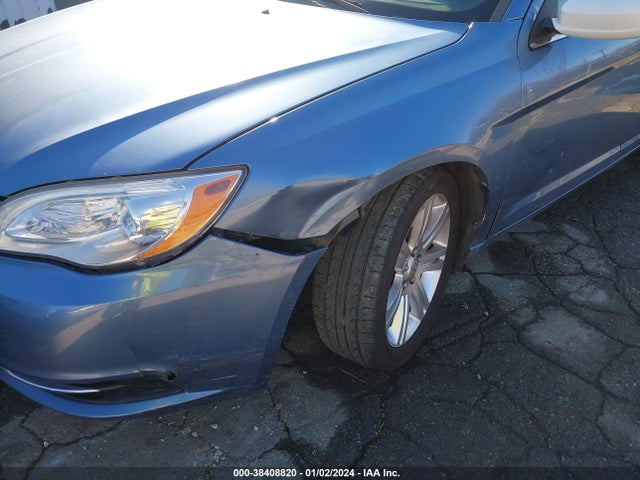 2011 CHRYSLER 200 TOURING VIN: 1C3BC1FB3BN579607