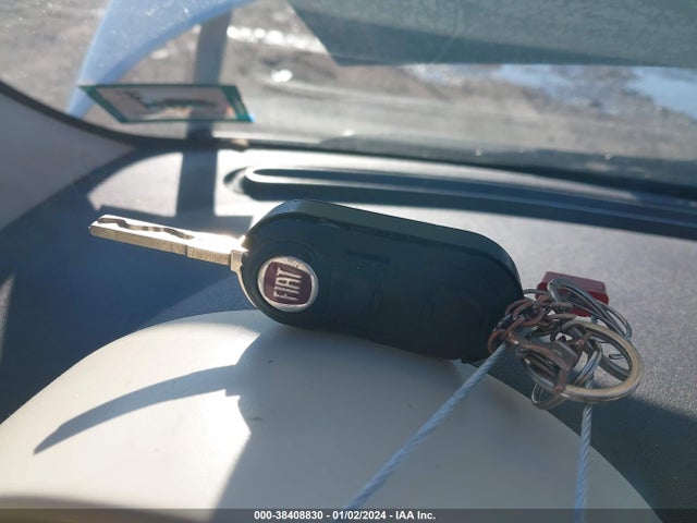 2012 FIAT 500C 3C3CFFDR9CT121225 Photo 10