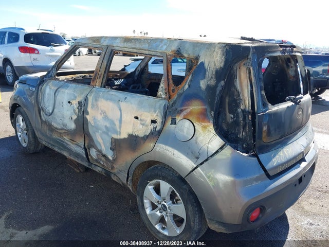 KIA g 2018 KNDJN2A27J7612772 Image 3