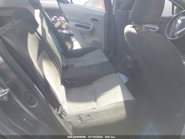 Продаж на аукціоні авто 2013 Toyota Prius C Two, vin: JTDKDTB36D1051153, номер лоту: 38409096