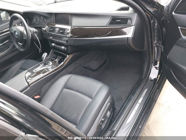 BMW 528I 2016 WBA5A5C58GG354905 Image 5