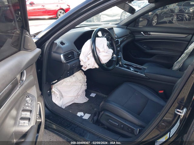 2019 HONDA ACCORD SPORT VIN: 1HGCV1F30KA057805