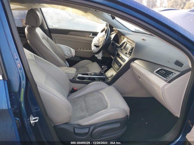 2015 HYUNDAI SONATA SPORT VIN: 5NPE34AF5FH107600
