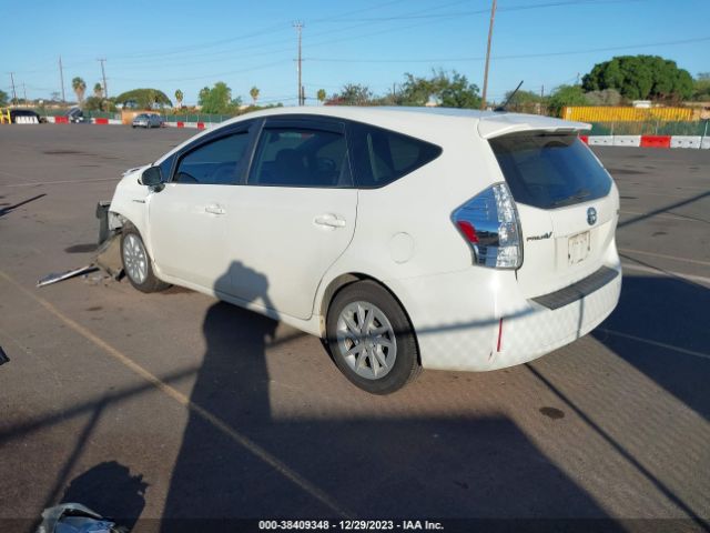 2014 TOYOTA PRIUS V JTDZN3EU9EJ003292 Photo 2
