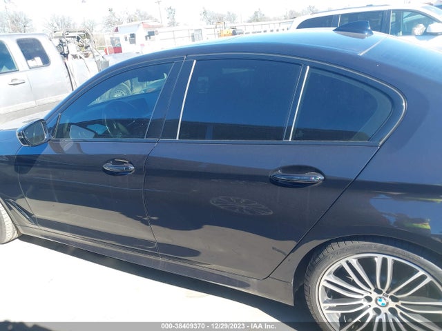 BMW 540i Xdrive 2018 WBAJE7C50JWD53455 Image 15