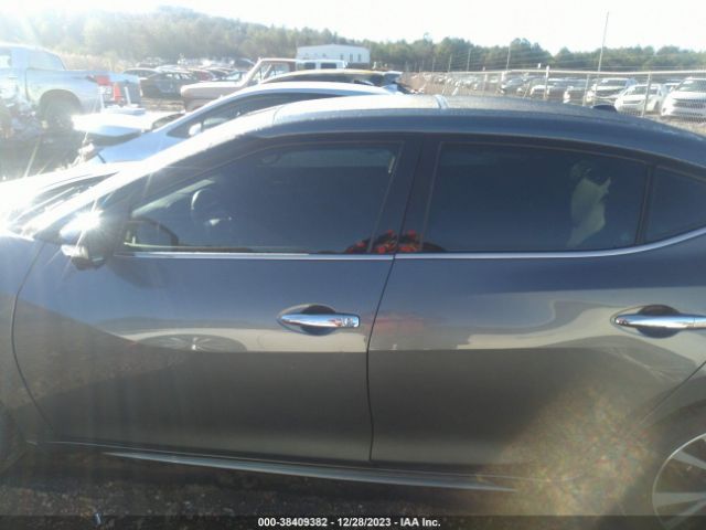 1N4AA6AP6HC447190 Nissan Maxima 3.5 Platinum