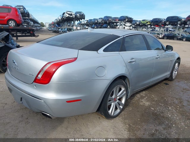 2014 JAGUAR XJ SAJWA2GZ3E8V69507 Photo 3